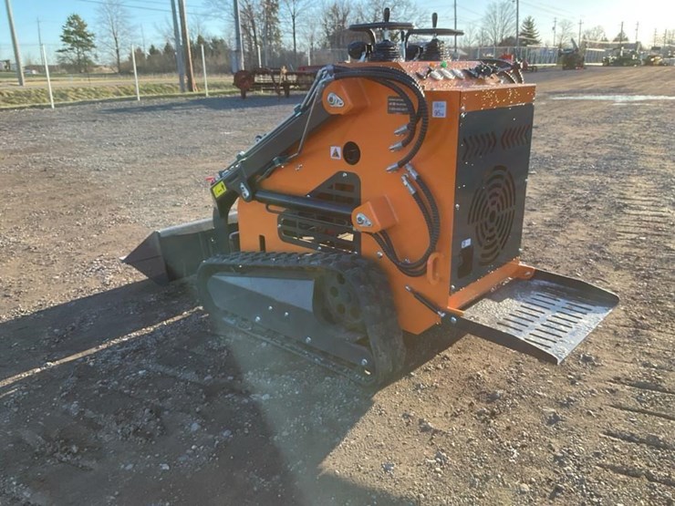#1006-•-unused-2025-landhero-mini-skid-steer-loader-image-5