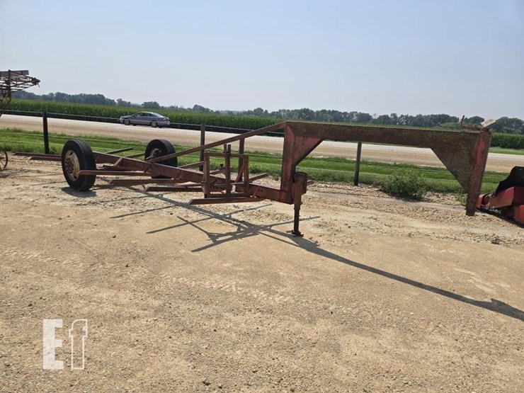gooseneck-6-bale-carrier-w/-bale-forks-3769-image-1