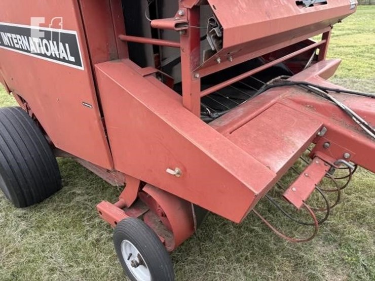 case-ih-8480-image-10