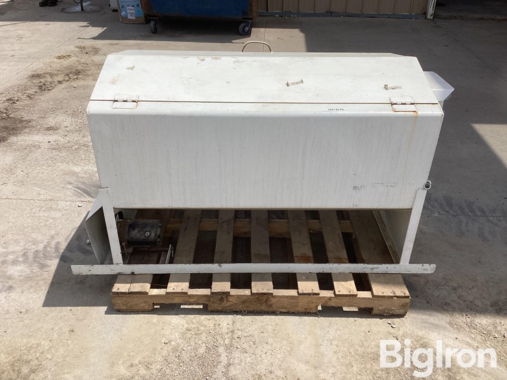 bar-6-cake-feeder-image-6