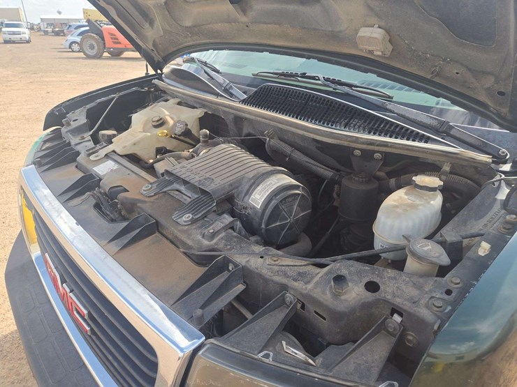 2003-gmc-1500-image-18