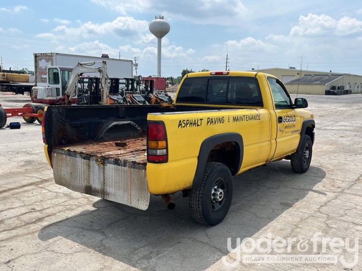 2006-gmc-2500hd-image-5