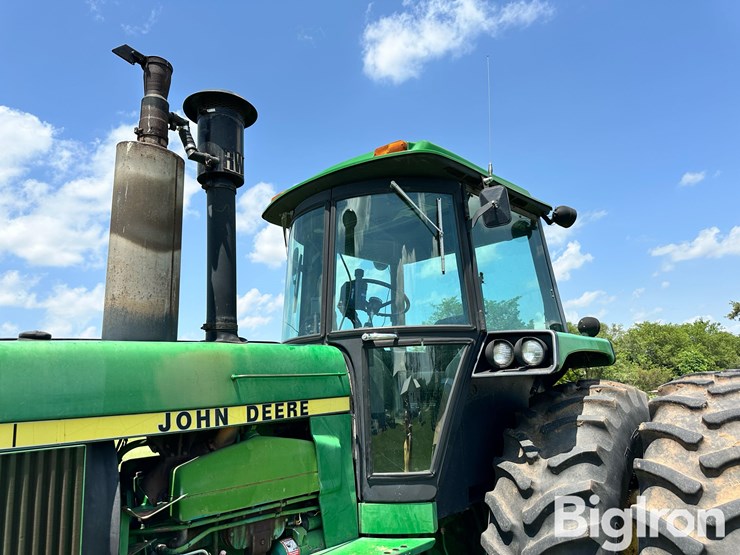 1983-john-deere-4650-image-9