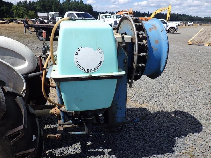 ford-tractor-image-7