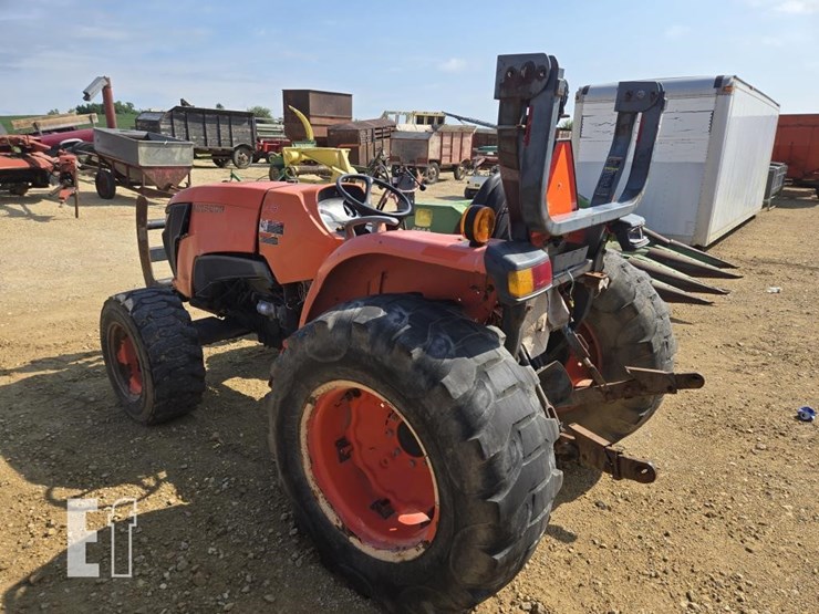 kubota-mx5200-image-8