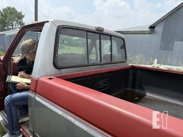 1990-ford-f150-xlt-image-13
