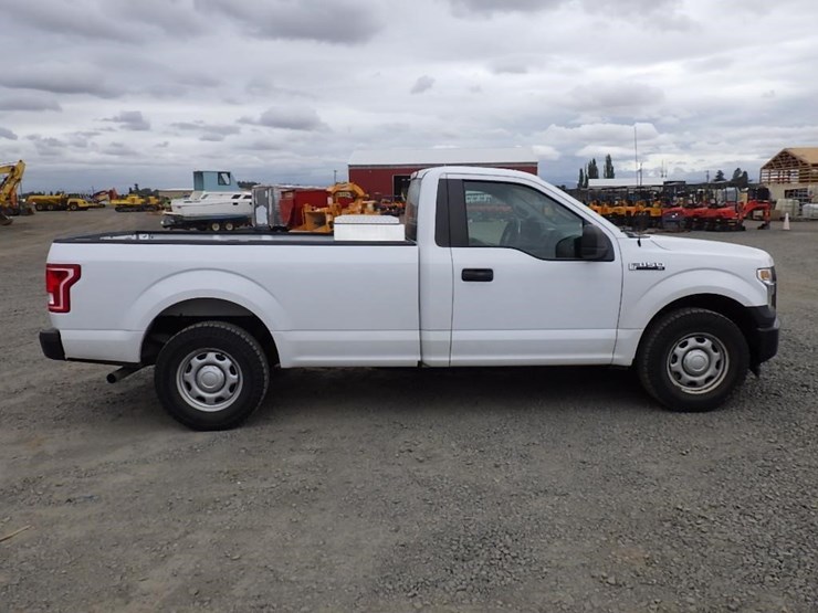 2017-ford-f150-image-3