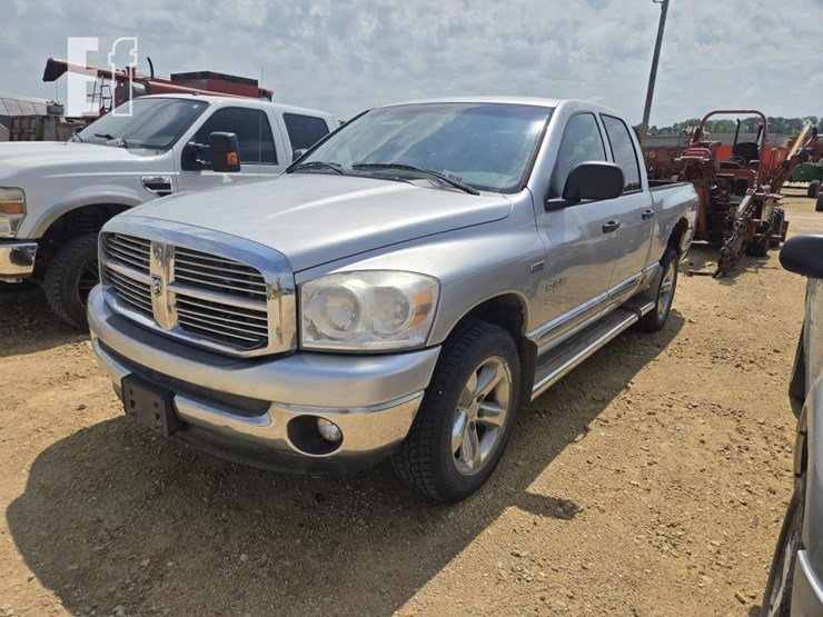 2008-dodge-ram-1500-image-1