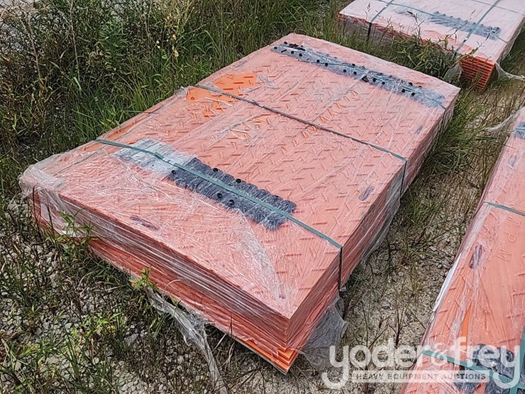 unused-2025-tpm-8'-x-4'-ground-protection-mats,1/2”-thick,-raw-hdpe,-dual-sided-diamond-plate-tread-(12-of)-image-4