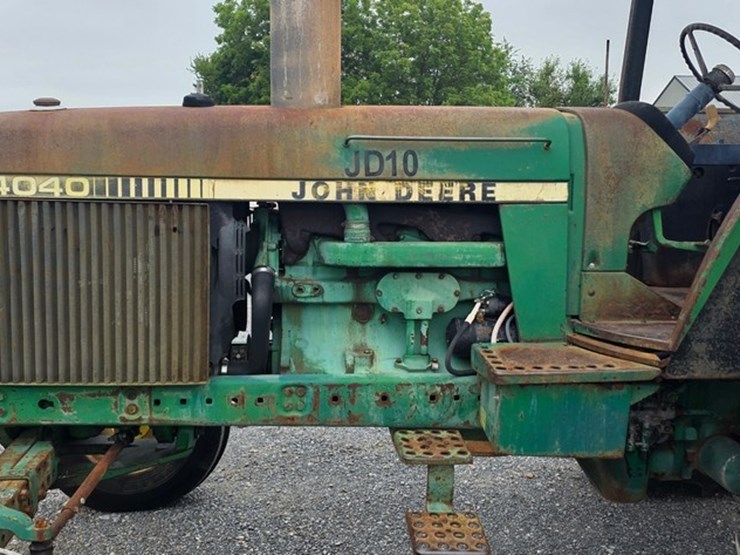 john-deere-4040-image-26