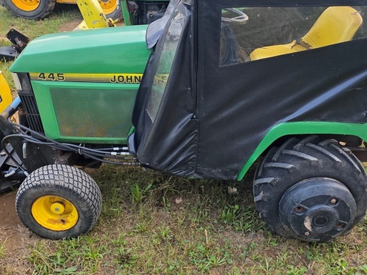 john-deere-445-image-10