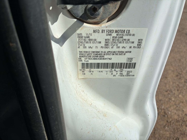 2016-ford-f350-image-17