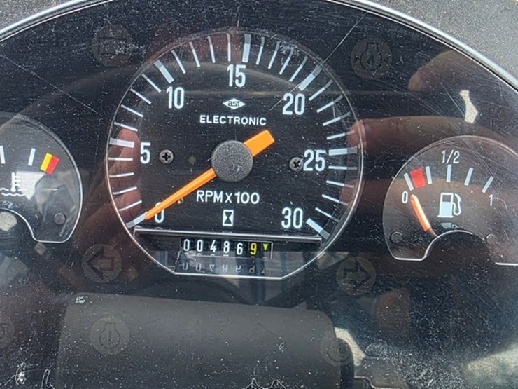2011-volvo-sd100d-image-50