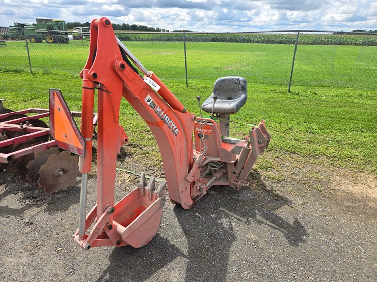 kubota-bh77-image-2
