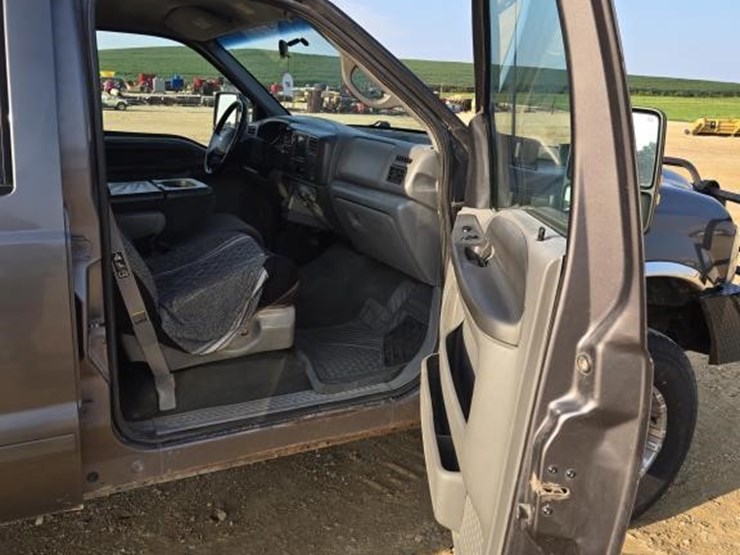 2002-ford-f250-image-15