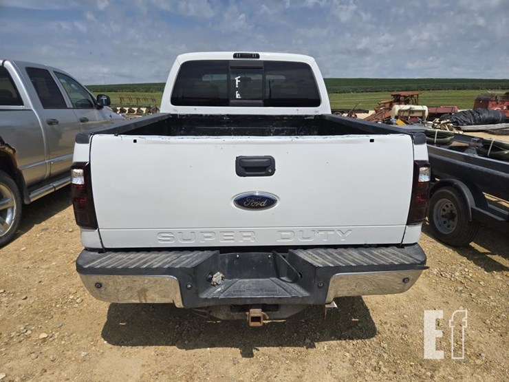 2009-ford-f250-image-13