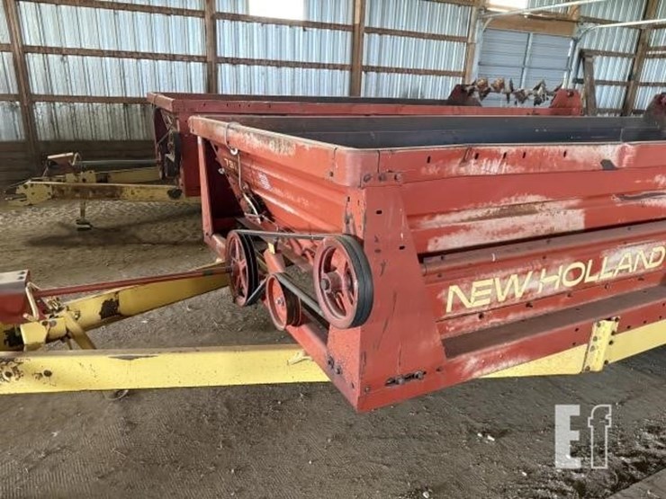 new-holland-791-image-4