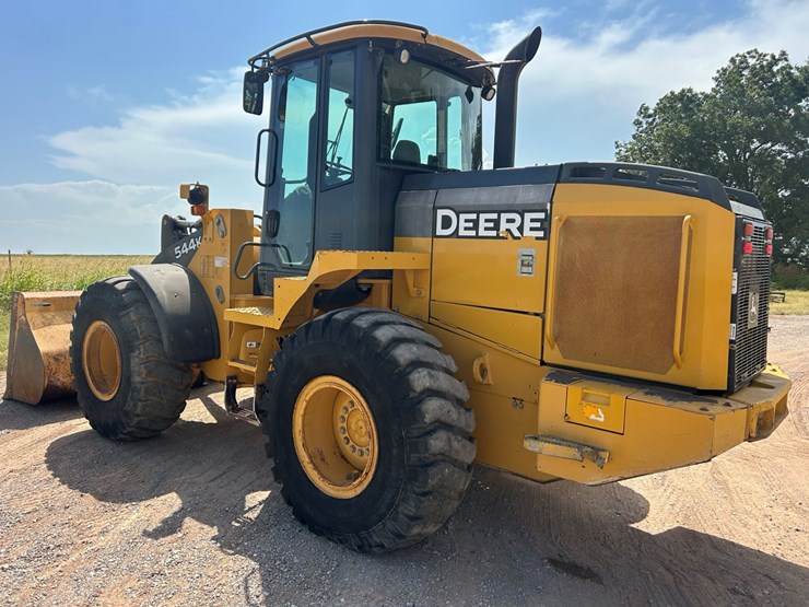 2012-deere-544k-image-17