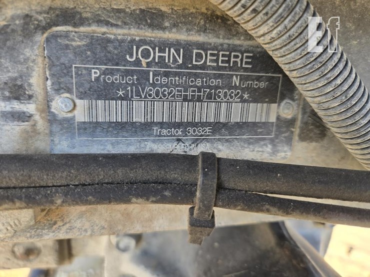 john-deere-3032e-image-6
