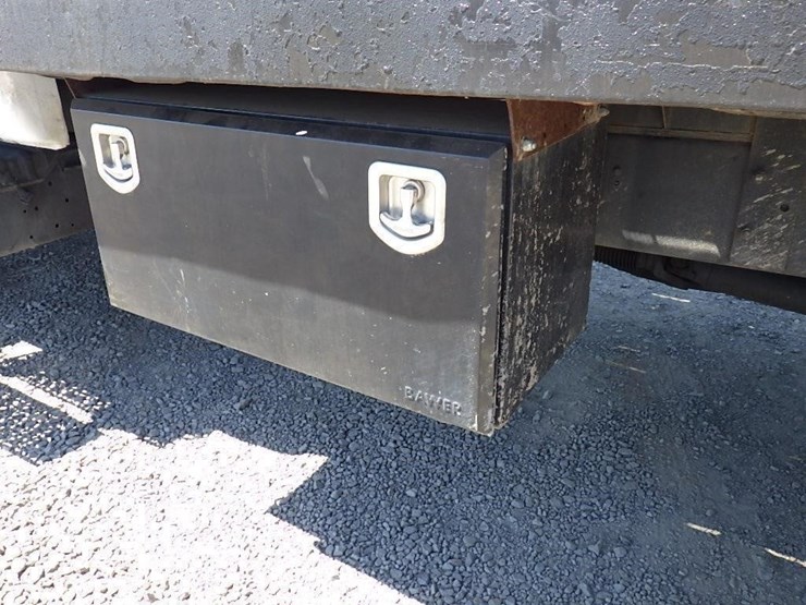 2005-ford-f750-image-11