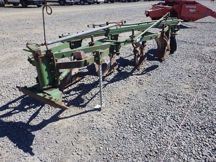 john-deere-5-image-1
