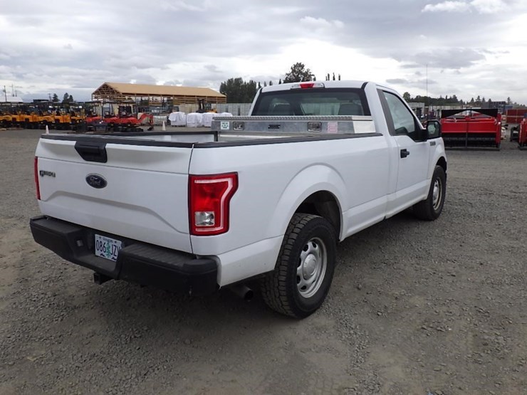 2017-ford-f150-image-4
