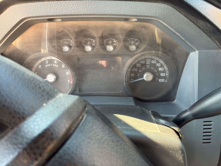 2016-ford-f350-image-13