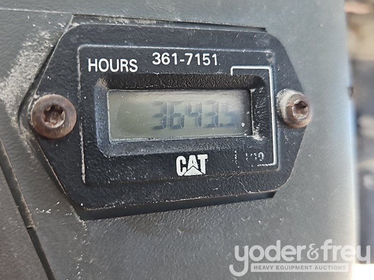 2012-caterpillar-242b3-image-28