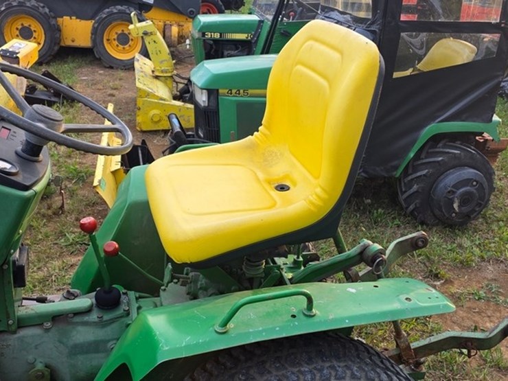 john-deere-650-image-19