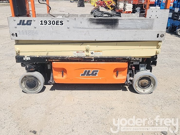 2012-jlg-1930es-image-12
