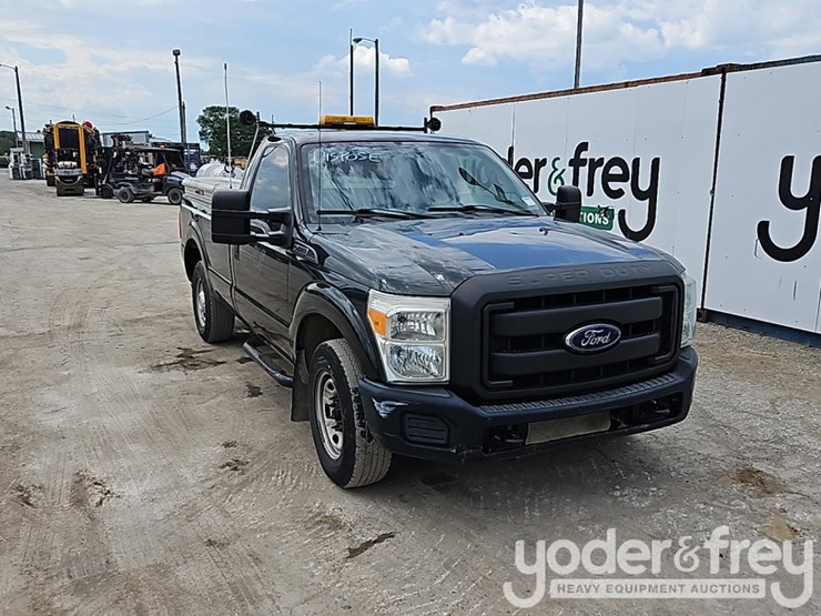 2016-ford-f250-xl-image-7
