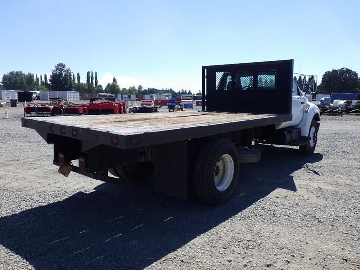 2005-ford-f750-image-4
