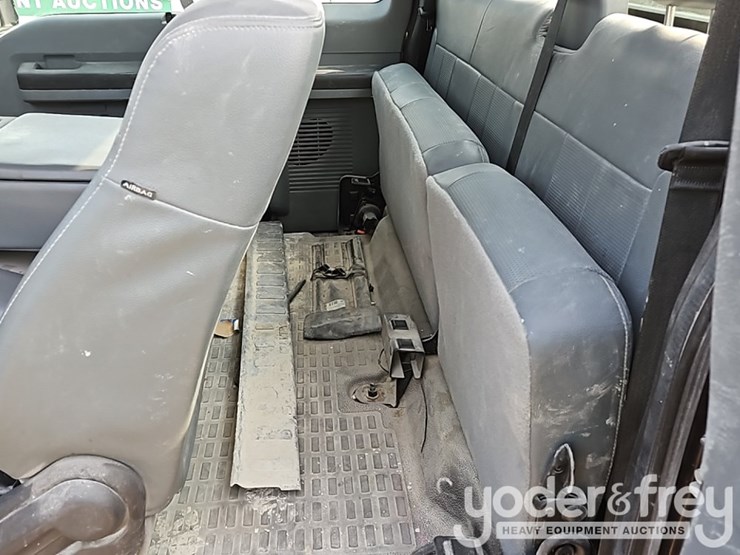 2016-ford-f250-xl-image-21