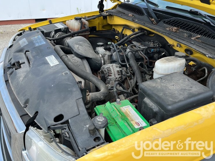 2006-gmc-2500hd-image-14