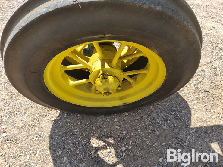 john-deere-a-image-9