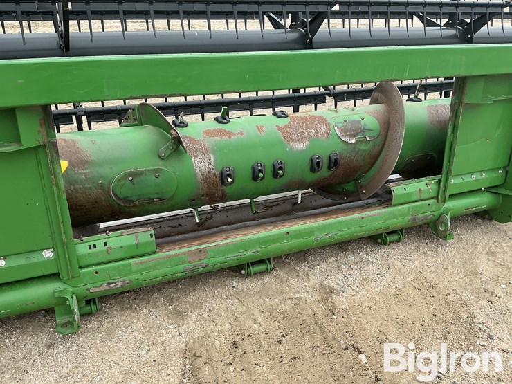 2011-john-deere-635f-image-9