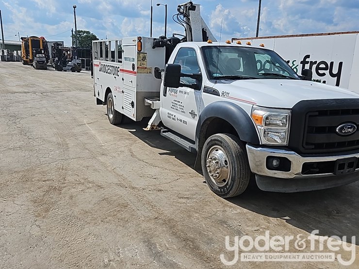 2015-ford-f550-image-6