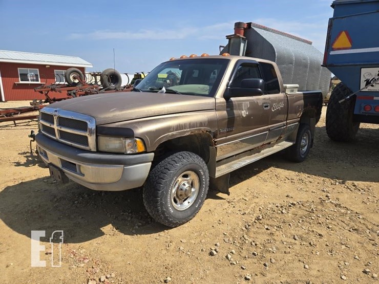 2001-dodge-ram-2500-image-1