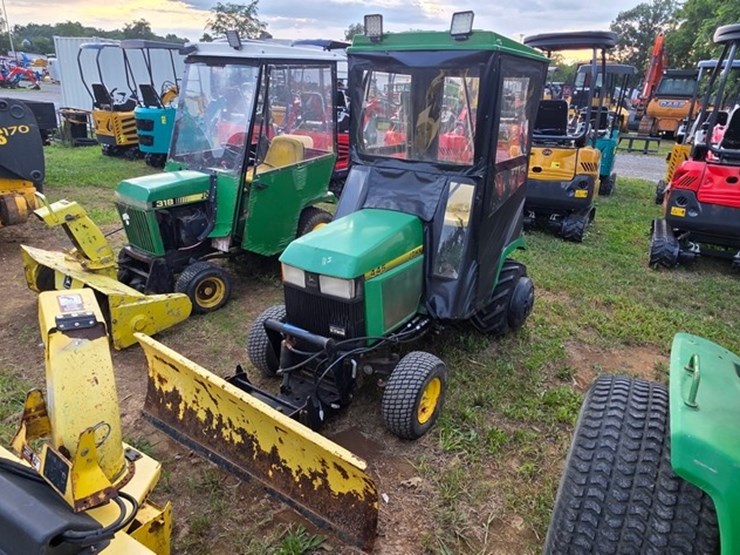john-deere-445-image-2
