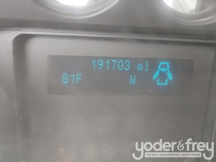 2013-ford-f250-image-30