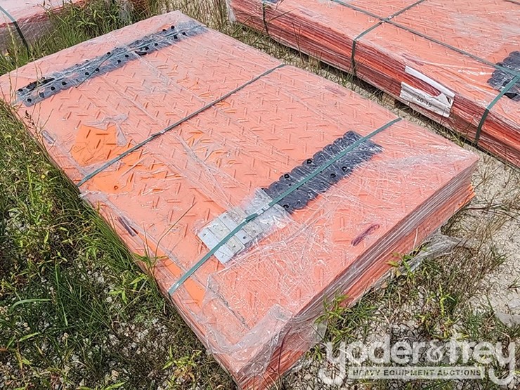 unused-2025-tpm-8'-x-4'-ground-protection-mats,1/2”-thick,-raw-hdpe,-dual-sided-diamond-plate-tread-(12-of)-image-3