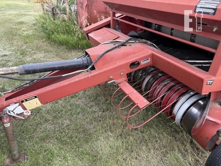 case-ih-8480-image-3