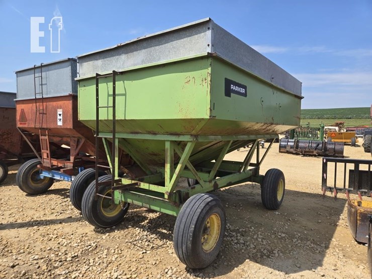 john-deere-1075-image-5