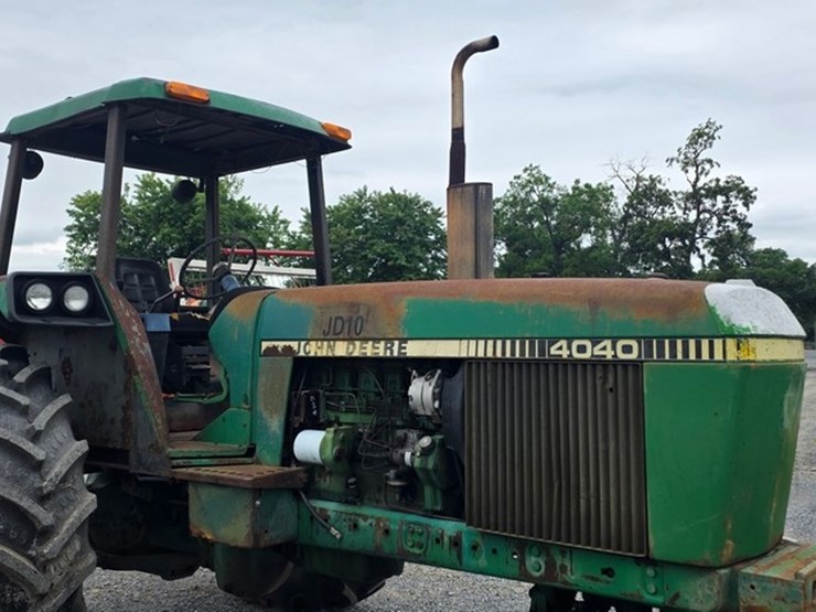 john-deere-4040-image-7