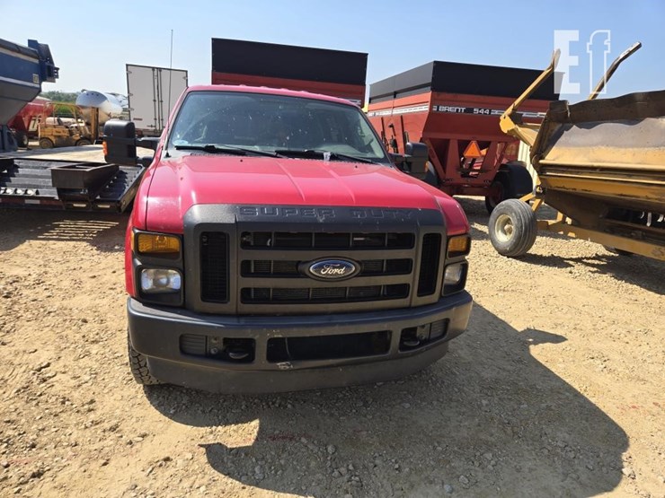 2010-ford-f250-sd-image-2