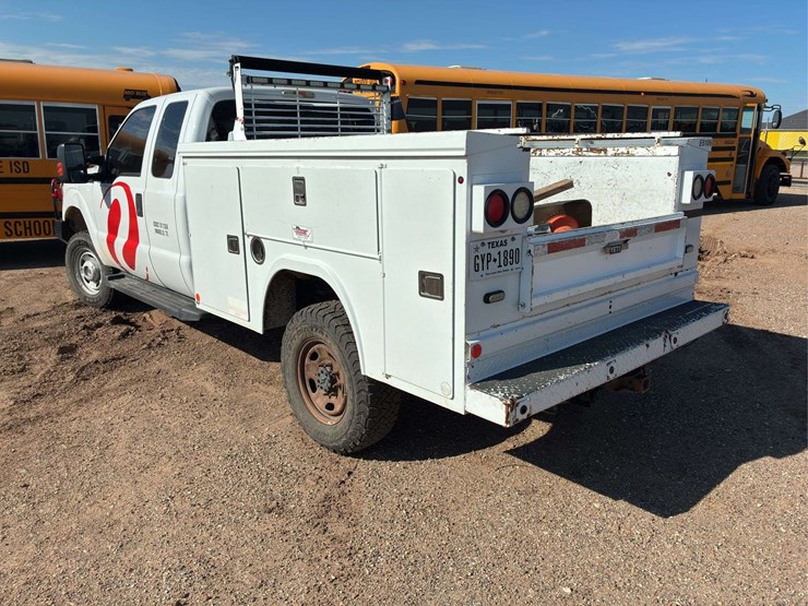 2016-ford-f350-image-4