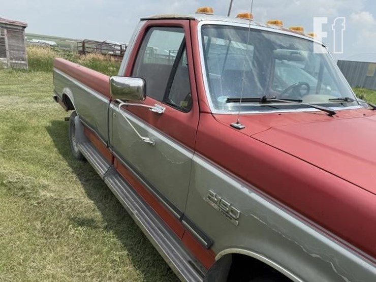 1990-ford-f150-xlt-image-4