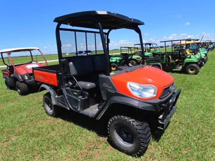2021-kubota-rtv-x900-image-1