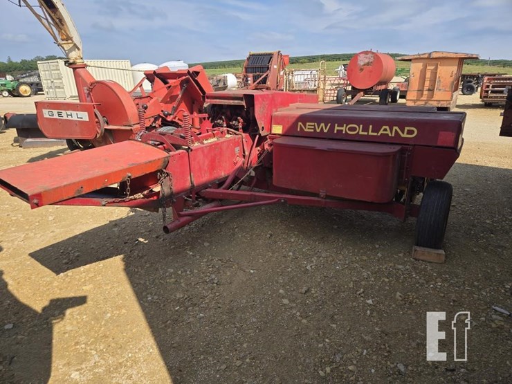 new-holland-310-image-6