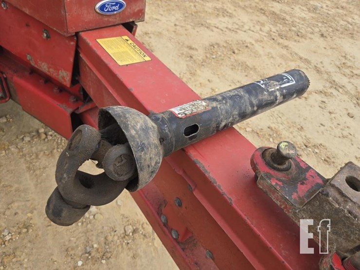 new-holland-900-image-4